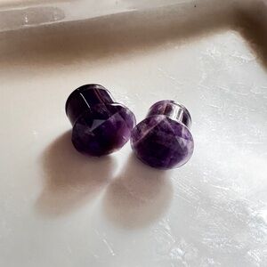 Elegant amethyst plug Earrings